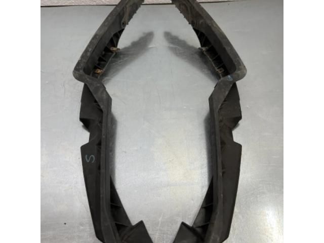 bontott SKODA OCTAVIA II Bal Fényszóró Tartó