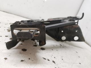 bontott SKODA OCTAVIA II Bal Fényszóró Tartó