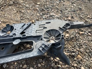 bontott SKODA OCTAVIA II Bal Fényszóró Tartó