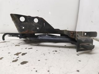 bontott SKODA OCTAVIA II Bal Fényszóró Tartó