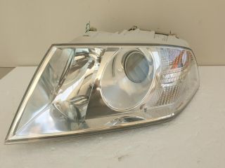 bontott SKODA OCTAVIA II Bal Fényszóró