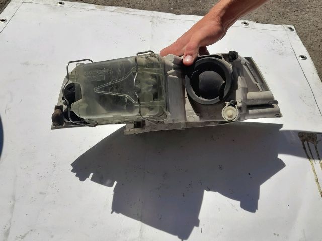 bontott SKODA OCTAVIA II Bal Fényszóró