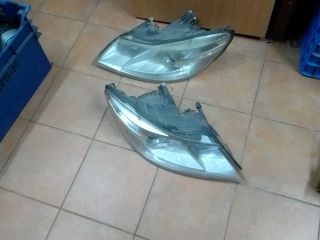 bontott SKODA OCTAVIA II Bal Fényszóró