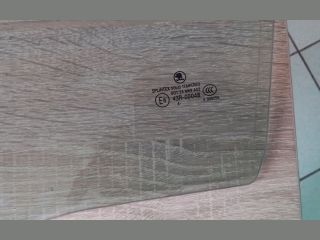 bontott SKODA OCTAVIA II Bal hátsó Ablak