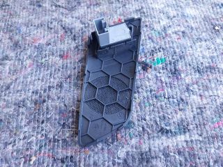 bontott SKODA OCTAVIA II Bal hátsó Ablakemelő Kapcsoló