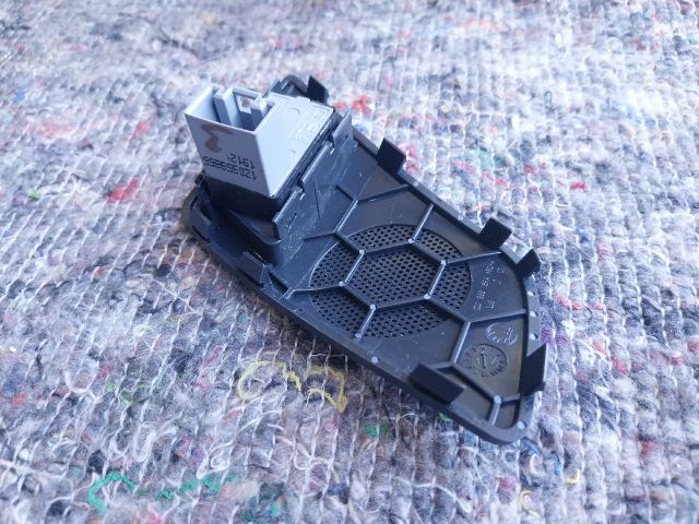 bontott SKODA OCTAVIA II Bal hátsó Ablakemelő Kapcsoló