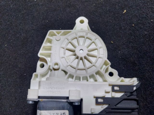 bontott SKODA OCTAVIA II Bal hátsó Ablakemelő Motor