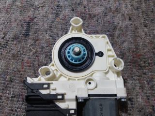 bontott SKODA OCTAVIA II Bal hátsó Ablakemelő Motor