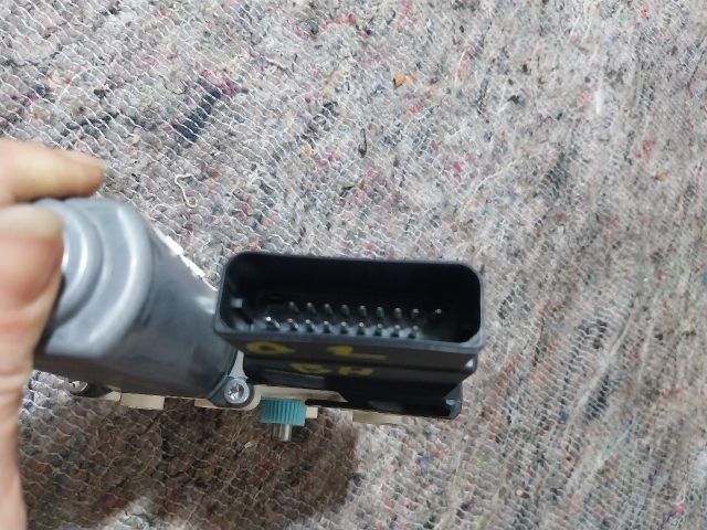 bontott SKODA OCTAVIA II Bal hátsó Ablakemelő Motor