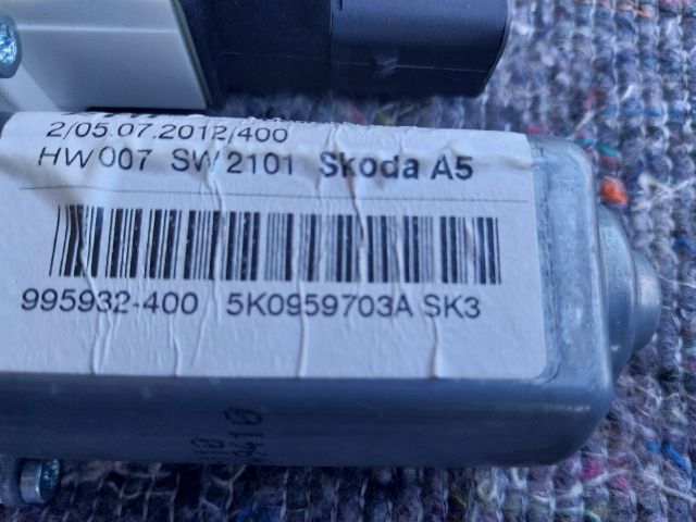 bontott SKODA OCTAVIA II Bal hátsó Ablakemelő Motor