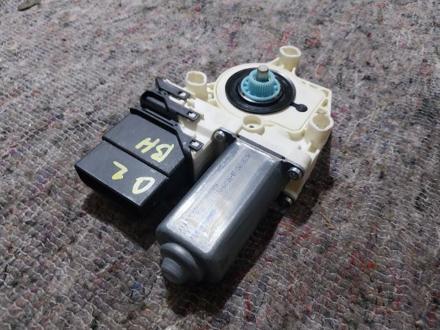 bontott SKODA OCTAVIA II Bal hátsó Ablakemelő Motor