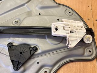 bontott SKODA OCTAVIA II Bal hátsó Ablakemelő Szerkezet (Elektromos)