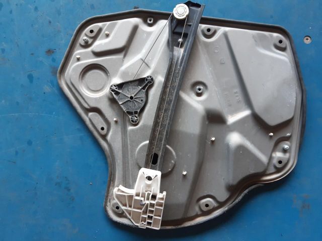 bontott SKODA OCTAVIA II Bal hátsó Ablakemelő Szerkezet (Elektromos)