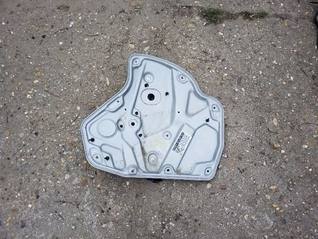 bontott SKODA OCTAVIA II Bal hátsó Ablakemelő Szerkezet (Elektromos)