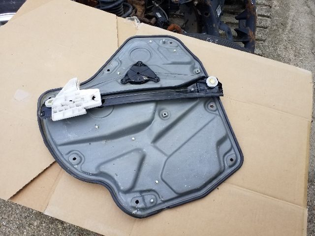 bontott SKODA OCTAVIA II Bal hátsó Ablakemelő Szerkezet (Elektromos)