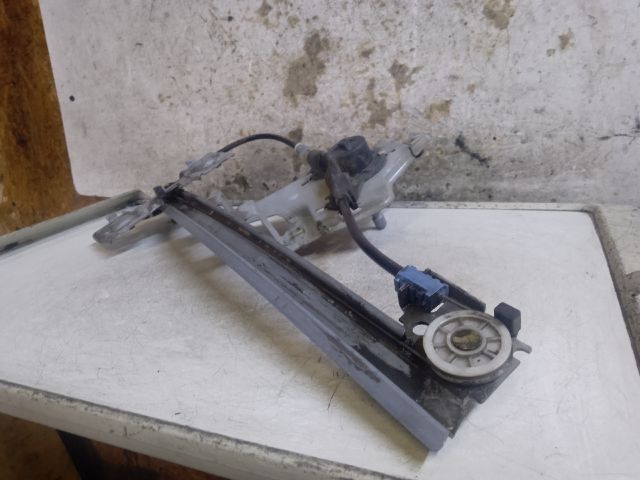 bontott SKODA OCTAVIA II Bal hátsó Ablakemelő Szerkezet (Mechanikus)