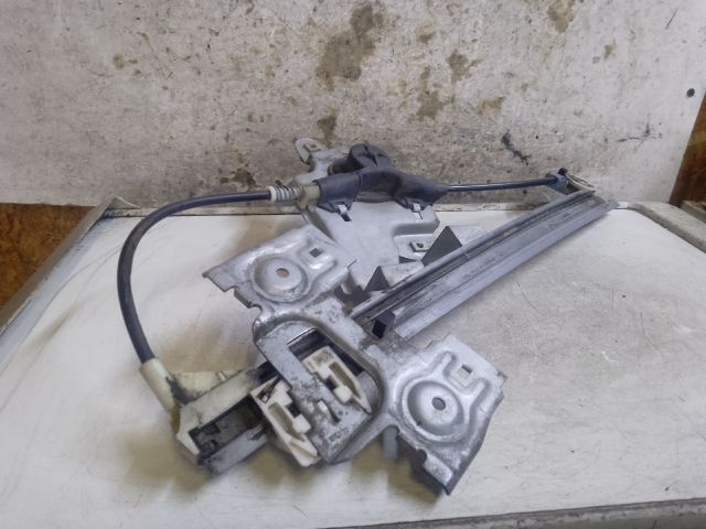 bontott SKODA OCTAVIA II Bal hátsó Ablakemelő Szerkezet (Mechanikus)