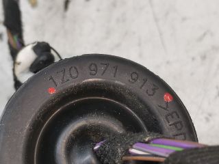 bontott SKODA OCTAVIA II Bal hátsó Ajtó Kábelköteg