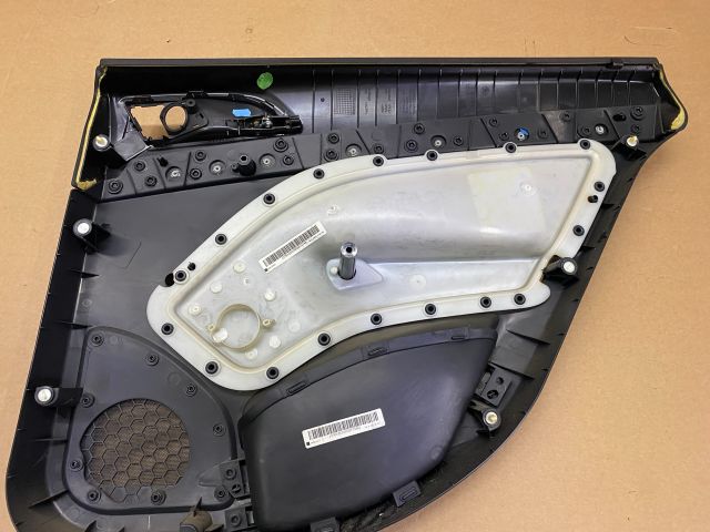 bontott SKODA OCTAVIA II Bal hátsó Ajtó Kárpit