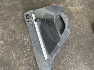 bontott SKODA OCTAVIA II Bal hátsó Ajtó Kárpit