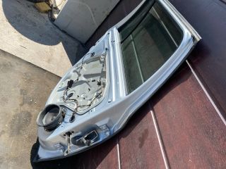 bontott SKODA OCTAVIA II Bal hátsó Ajtó (Részeivel)