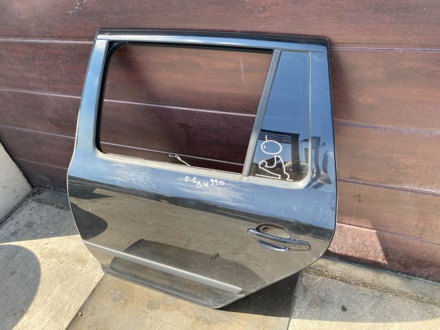 bontott SKODA OCTAVIA II Bal hátsó Ajtó (Részeivel)