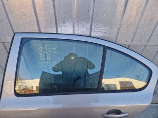 bontott SKODA OCTAVIA II Bal hátsó Ajtó (Részeivel)