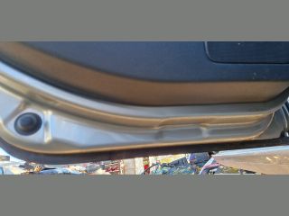 bontott SKODA OCTAVIA II Bal hátsó Ajtó (Részeivel)