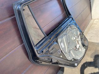 bontott SKODA OCTAVIA II Bal hátsó Ajtó (Részeivel)