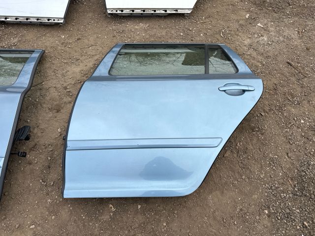 bontott SKODA OCTAVIA II Bal hátsó Ajtó (Üres lemez)