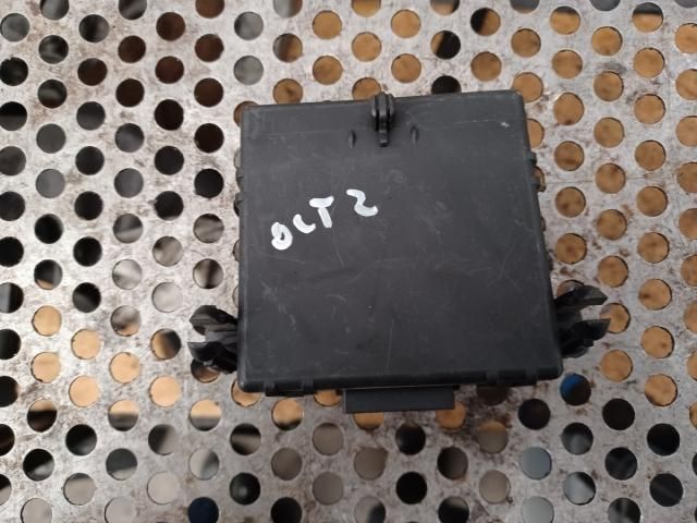 bontott SKODA OCTAVIA II Bal hátsó Ajtó Vezérlőegység