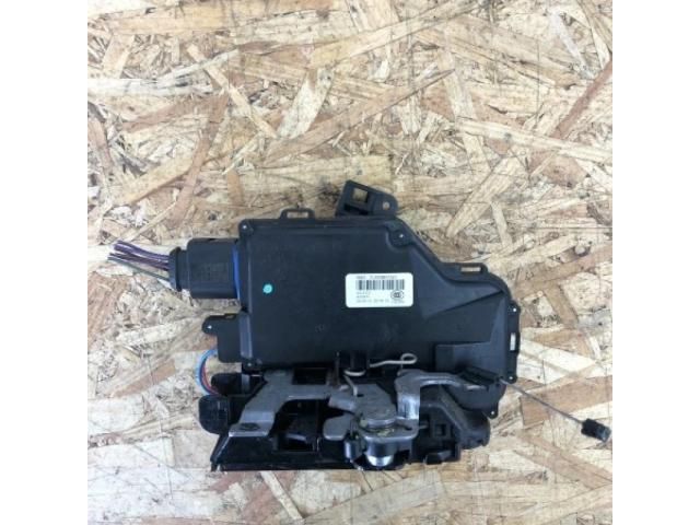 bontott SKODA OCTAVIA II Bal hátsó Ajtózár