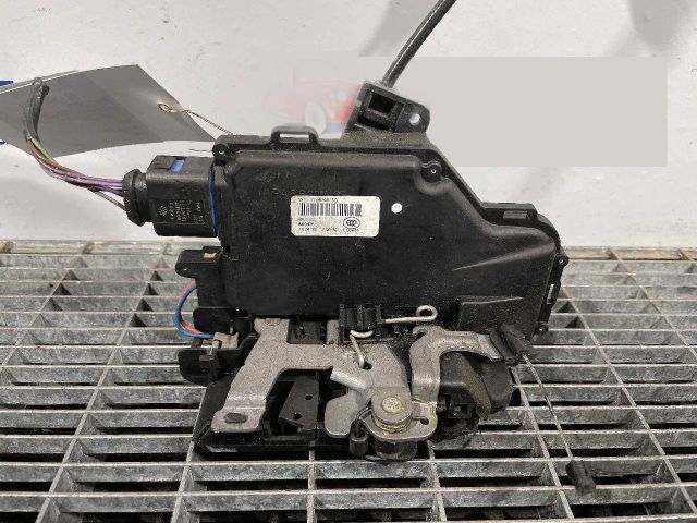 bontott SKODA OCTAVIA II Bal hátsó Ajtózár