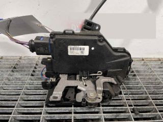 bontott SKODA OCTAVIA II Bal hátsó Ajtózár