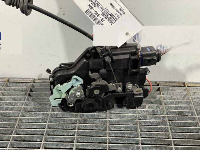 bontott SKODA OCTAVIA II Bal hátsó Ajtózár