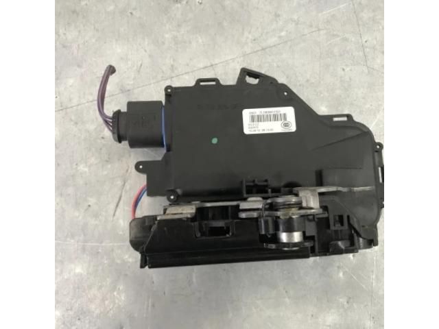 bontott SKODA OCTAVIA II Bal hátsó Ajtózár