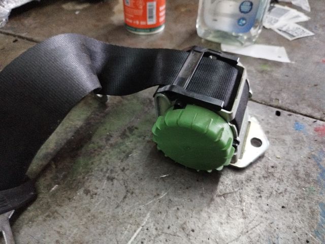 bontott SKODA OCTAVIA II Bal hátsó Biztonsági Öv