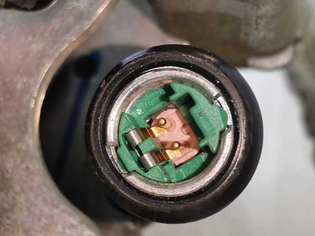 bontott SKODA OCTAVIA II Bal hátsó Biztonsági Öv