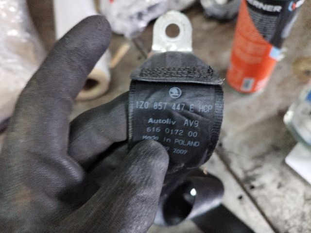 bontott SKODA OCTAVIA II Bal hátsó Biztonsági Öv