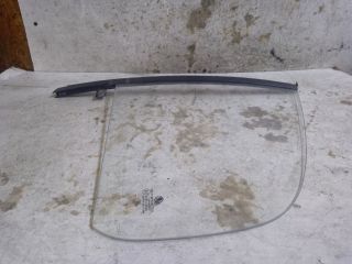 bontott SKODA OCTAVIA II Bal hátsó Fixüveg (Ajtóban)