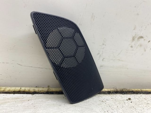 bontott SKODA OCTAVIA II Bal hátsó Hangszóró Burkolat