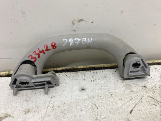 bontott SKODA OCTAVIA II Bal hátsó Kapaszkodó (Felső)