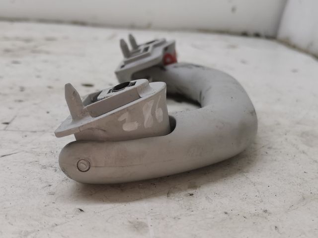 bontott SKODA OCTAVIA II Bal hátsó Kapaszkodó (Felső)