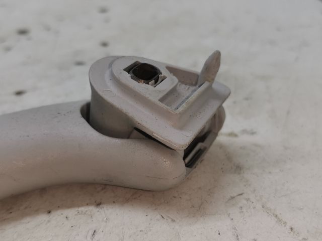 bontott SKODA OCTAVIA II Bal hátsó Kapaszkodó (Felső)