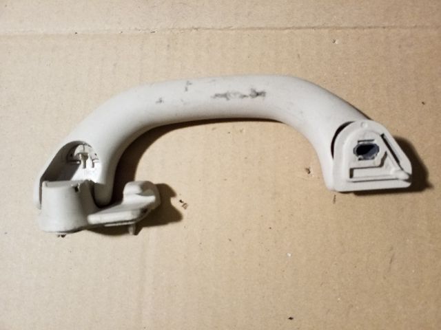 bontott SKODA OCTAVIA II Bal hátsó Kapaszkodó (Felső)