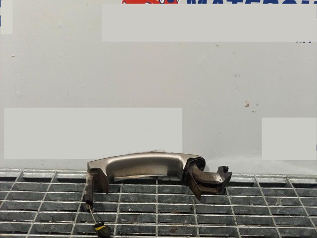 bontott SKODA OCTAVIA II Bal hátsó Külső Kilincs