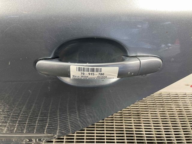 bontott SKODA OCTAVIA II Bal hátsó Külső Kilincs