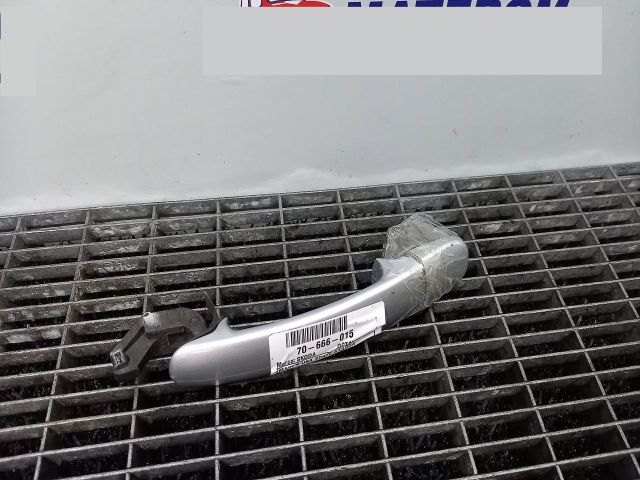 bontott SKODA OCTAVIA II Bal hátsó Külső Kilincs