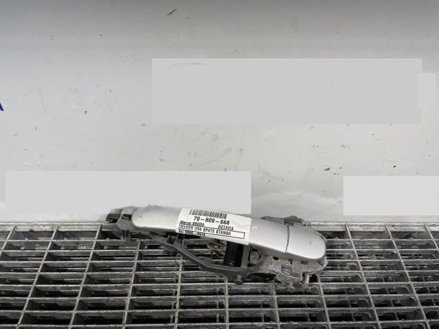 bontott SKODA OCTAVIA II Bal hátsó Külső Kilincs