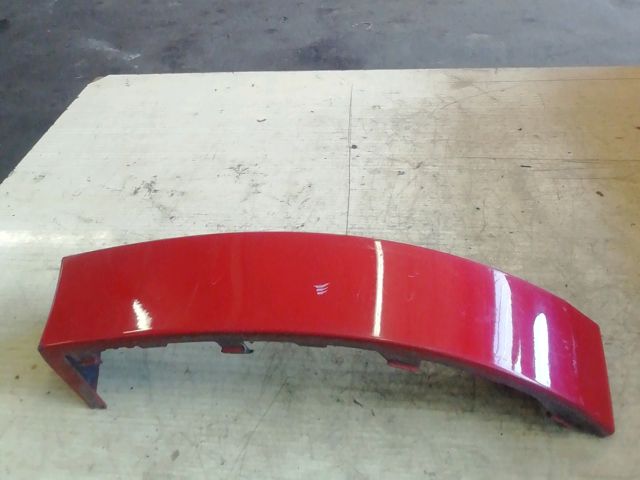 bontott SKODA OCTAVIA II Bal Hátsó Lámpa Bajusz Díszléc